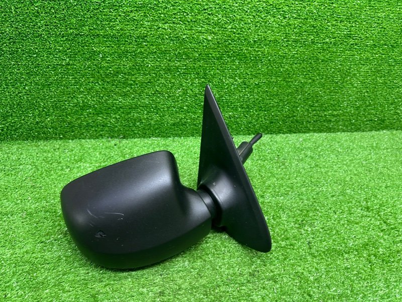 Зеркало правое, 2000 рублей, Москва