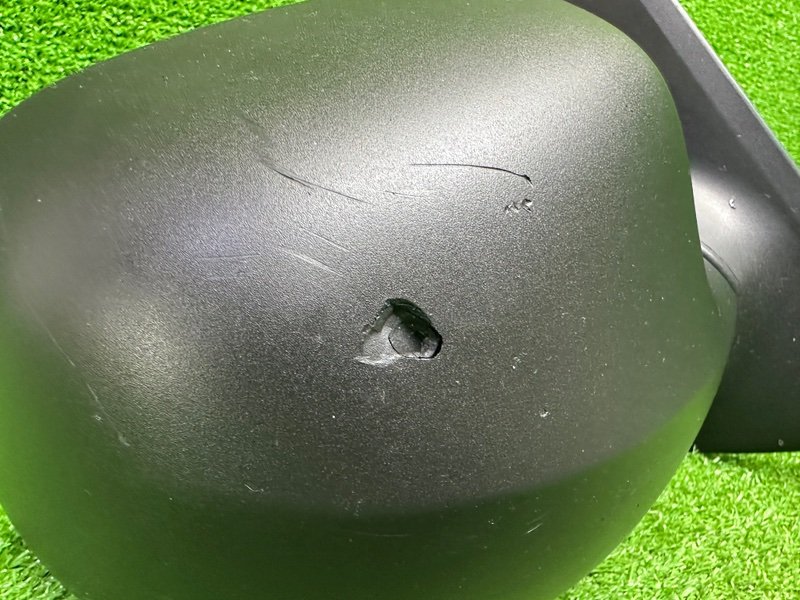 Зеркало правое, 2000 рублей, Москва