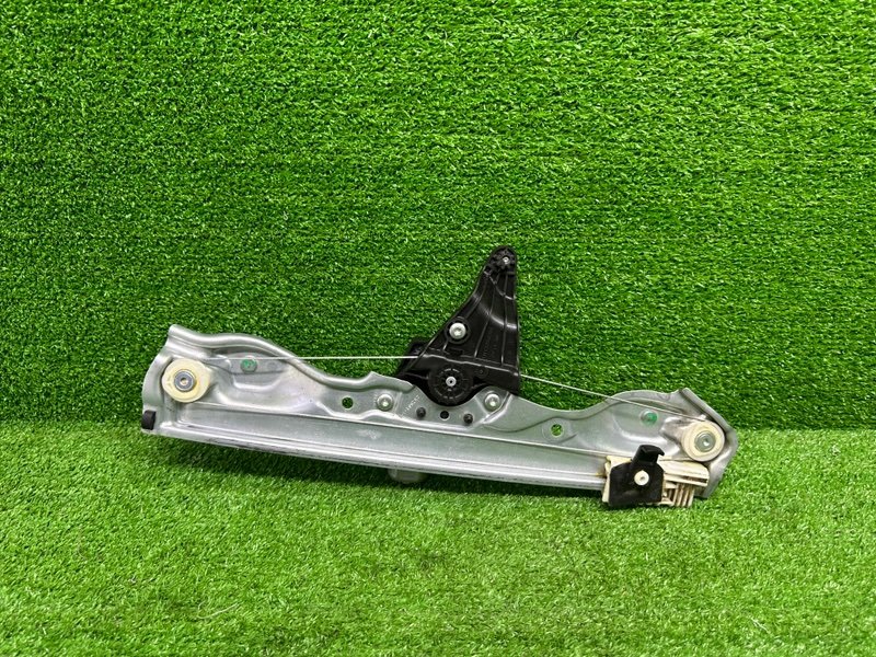 Стеклоподъемник задний, 2000 рублей, Москва