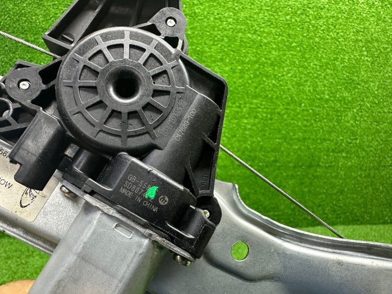 Стеклоподъемник задний, 2000 рублей, Москва