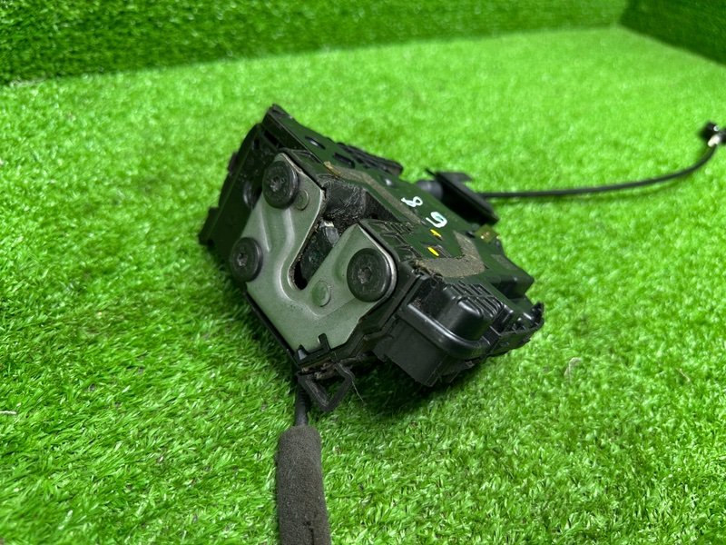 Замок двери задней правой, 4000 рублей, Москва