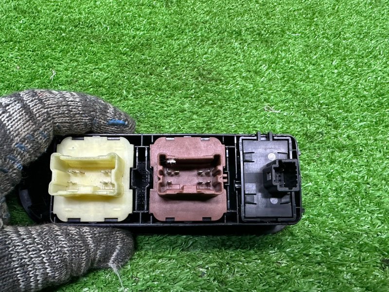 Блок управления стеклоподъемниками, 2100 рублей, Москва