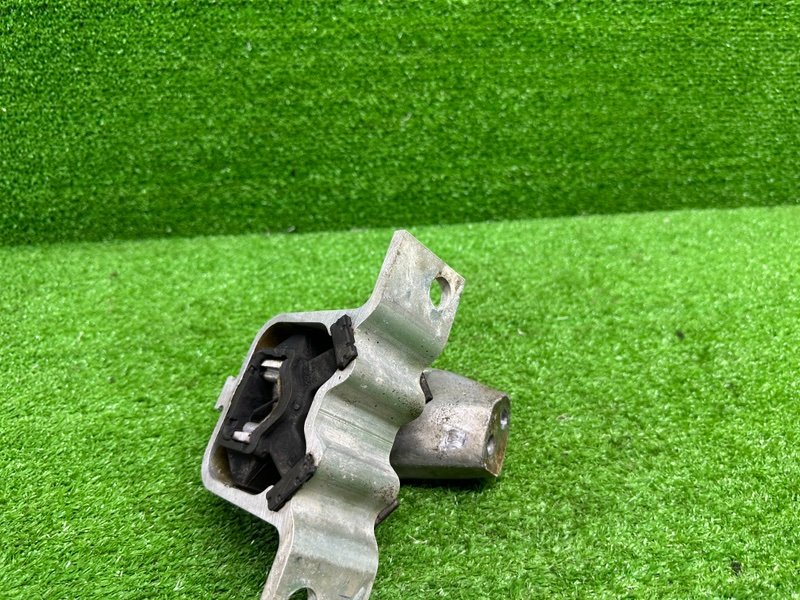 Опора двигателя, 1700 рублей, Москва