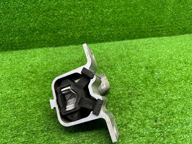 Опора двигателя, 1700 рублей, Москва