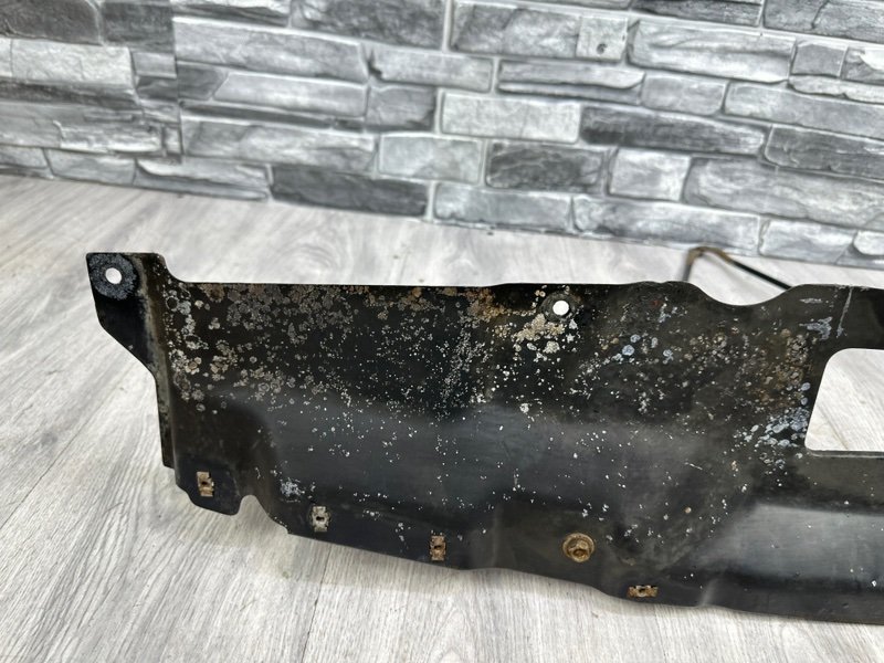 Кожух замка капота, 5000 рублей, Москва