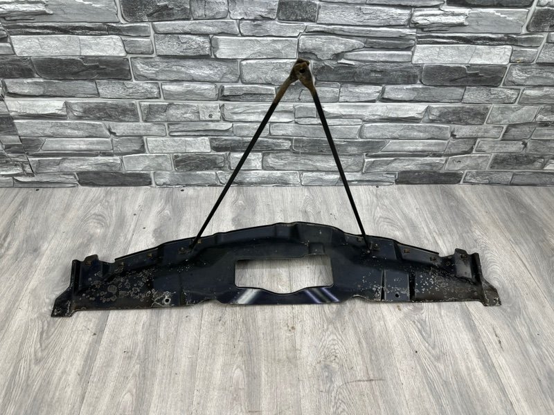 Кожух замка капота, 5000 рублей, Москва