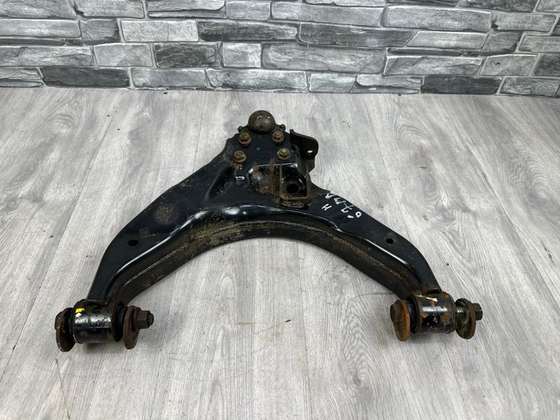 Рычаг передний левый нижний, 7000 рублей, Москва