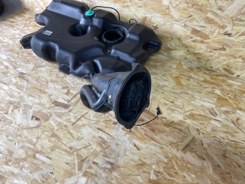 Бак топливный, 2000 рублей, Москва