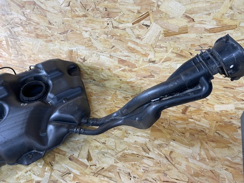 Бак топливный, 2000 рублей, Москва