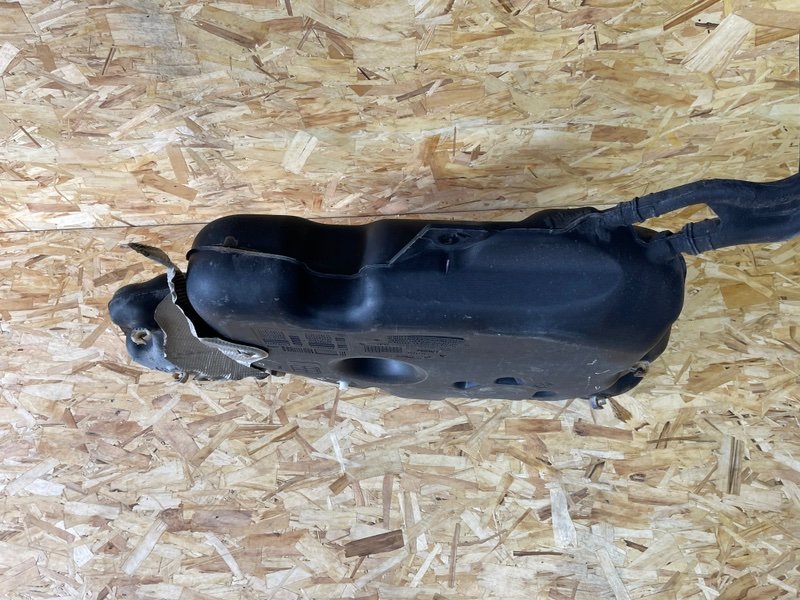 Бак топливный, 2000 рублей, Москва