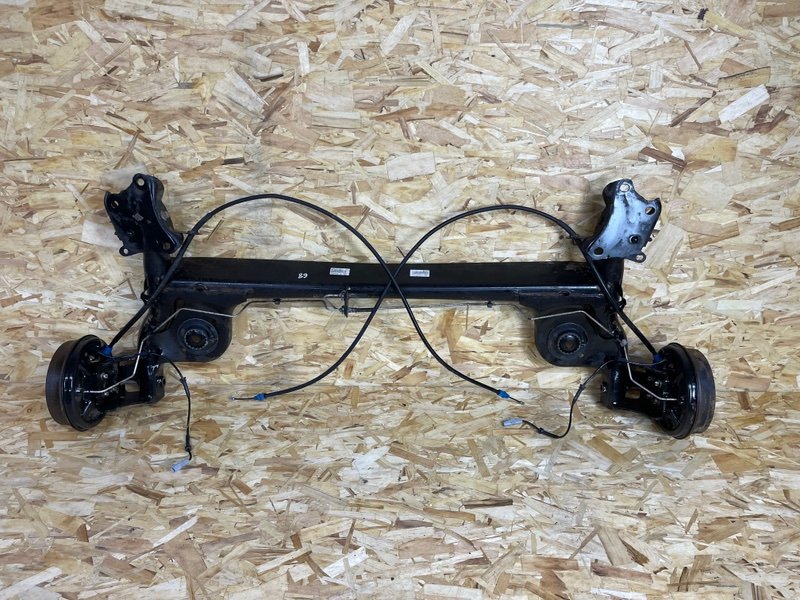 Балка задняя, 28000 рублей, Москва