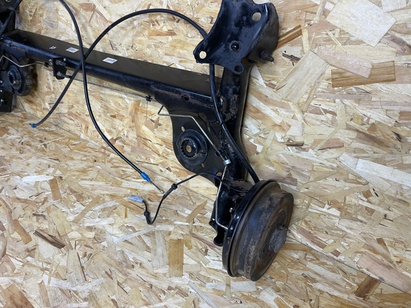 Балка задняя, 28000 рублей, Москва