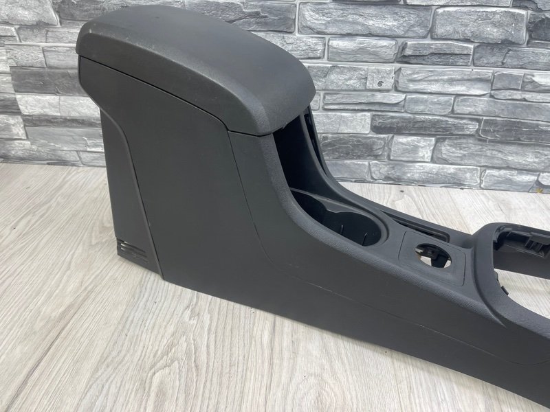 Подлокотник, 5000 рублей, Москва