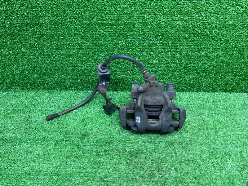 Суппорт тормозной передний правый, 1450 рублей, Москва