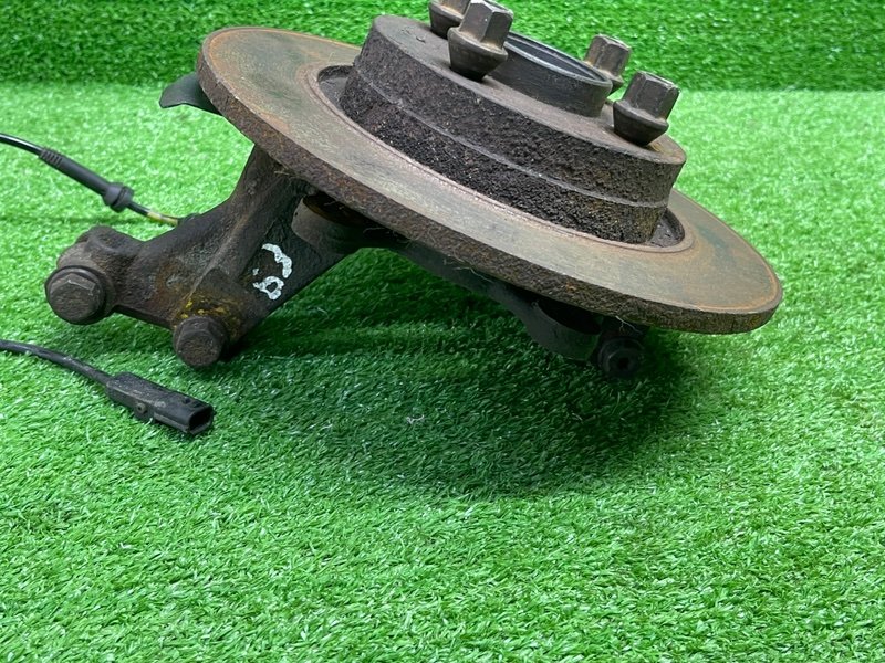 Кулак поворотный, 2550 рублей, Москва