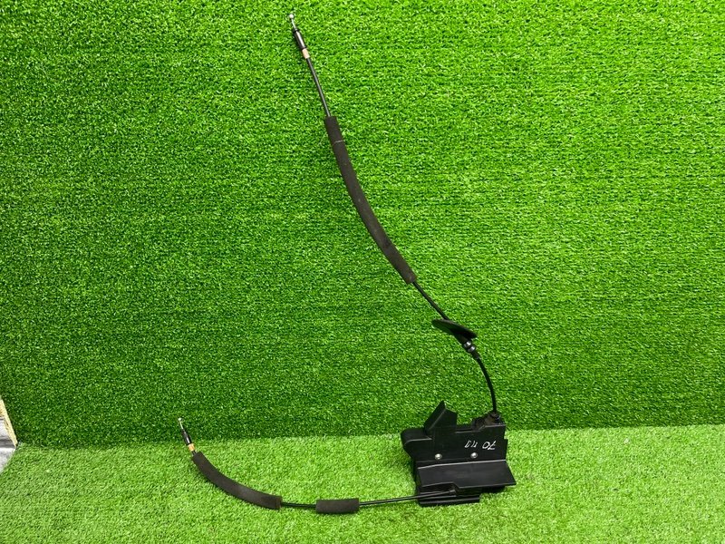 Замок двери передней правой, 2500 рублей, Москва