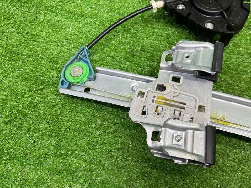 Стеклоподъемник задний, 1600 рублей, Москва