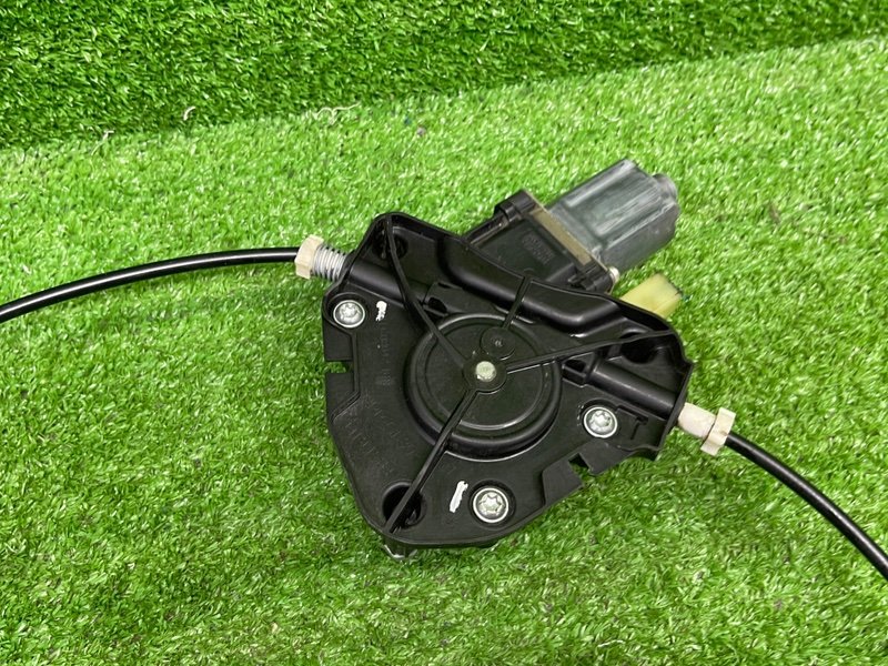 Стеклоподъемник задний, 2500 рублей, Москва