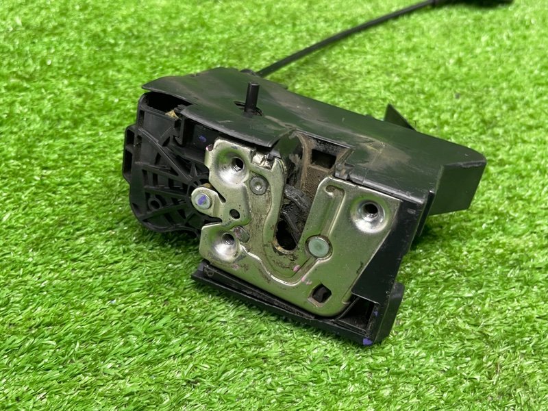 Замок двери задней правой, 2400 рублей, Москва