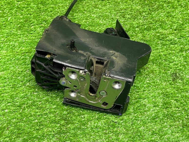 Замок двери задней правой, 2400 рублей, Москва