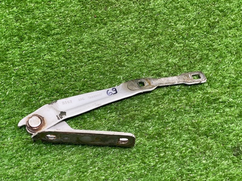 Петля капота, 1000 рублей, Москва