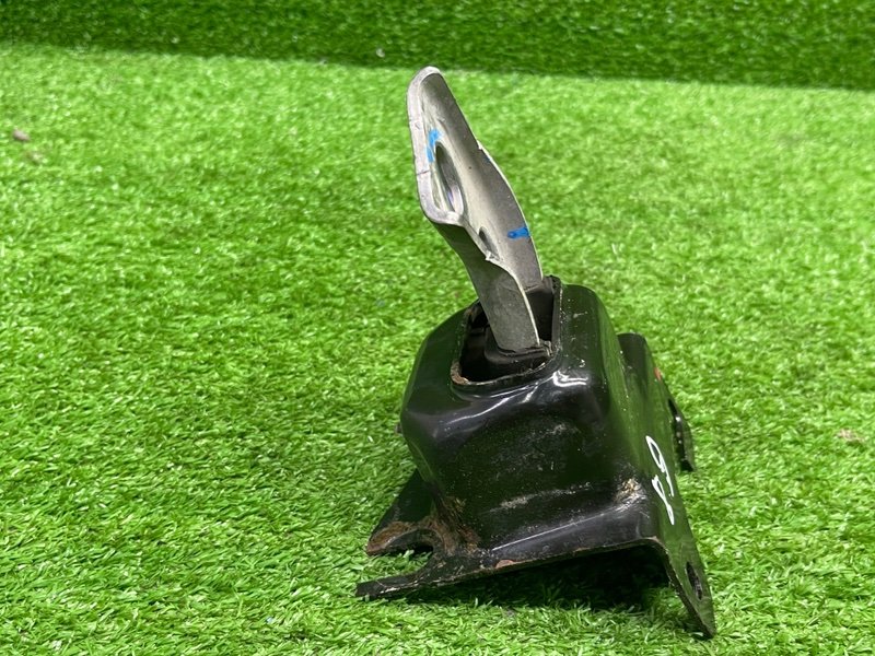 Опора двигателя, 1500 рублей, Москва