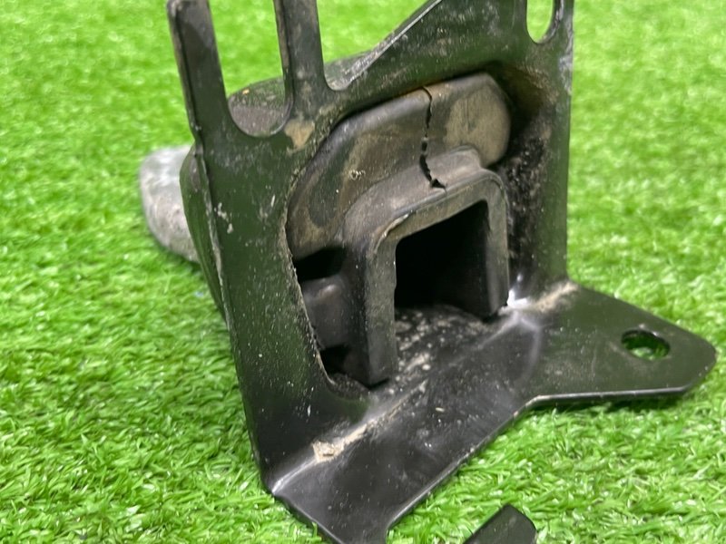 Опора двигателя, 1500 рублей, Москва