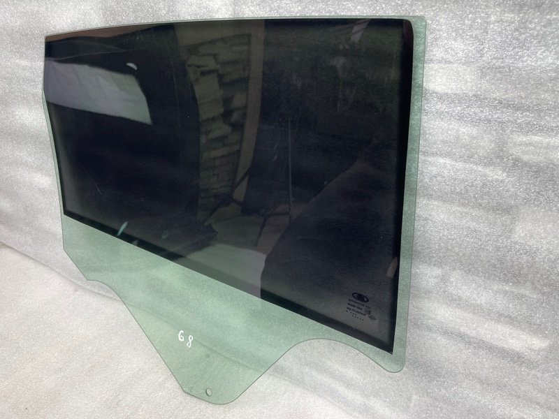 Стекло двери задней левой, 1550 рублей, Москва