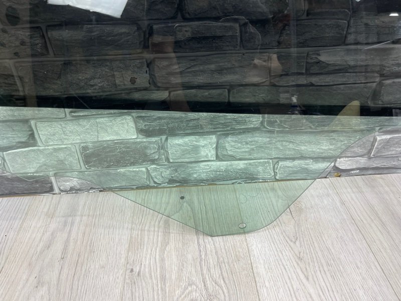 Стекло двери задней правой, 1400 рублей, Москва