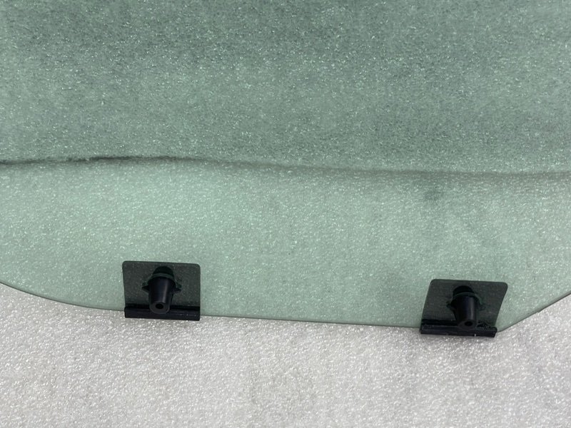 Стекло двери передней левой, 2500 рублей, Москва