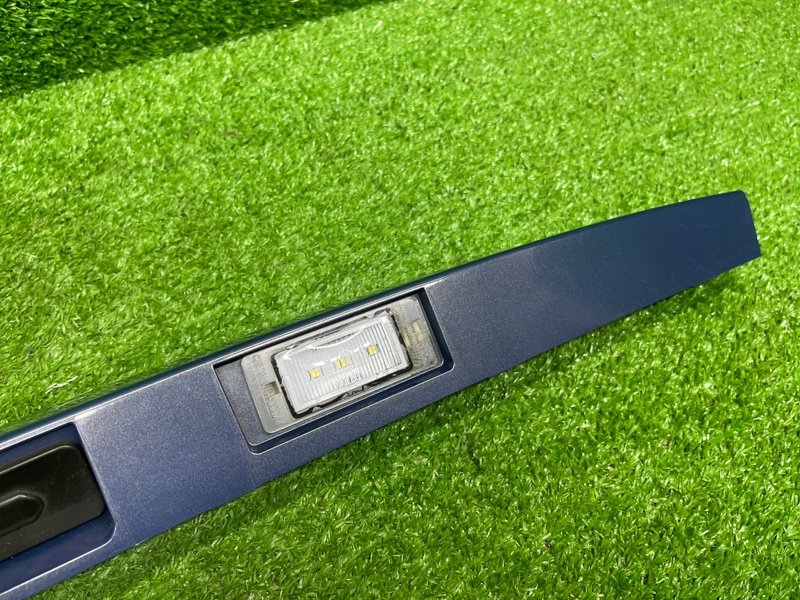 Накладка крышки багажника, 2400 рублей, Москва