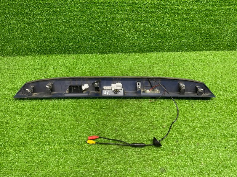 Накладка крышки багажника, 2400 рублей, Москва