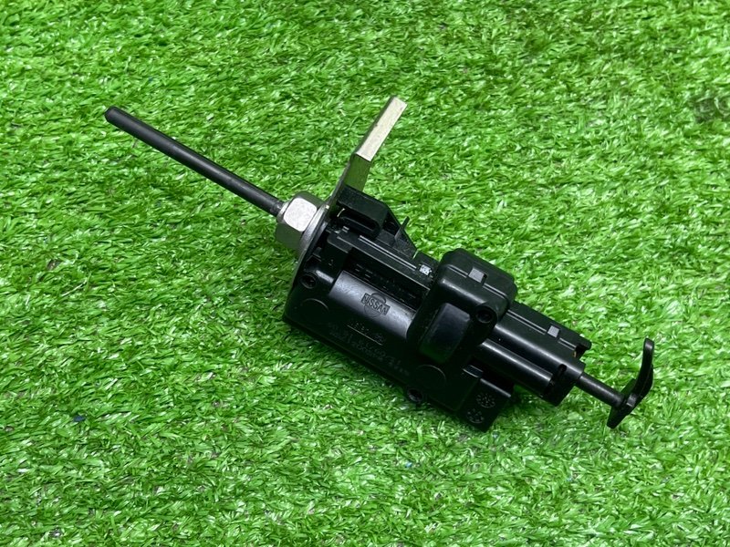 Активатор лючка бензобака, 2000 рублей, Москва