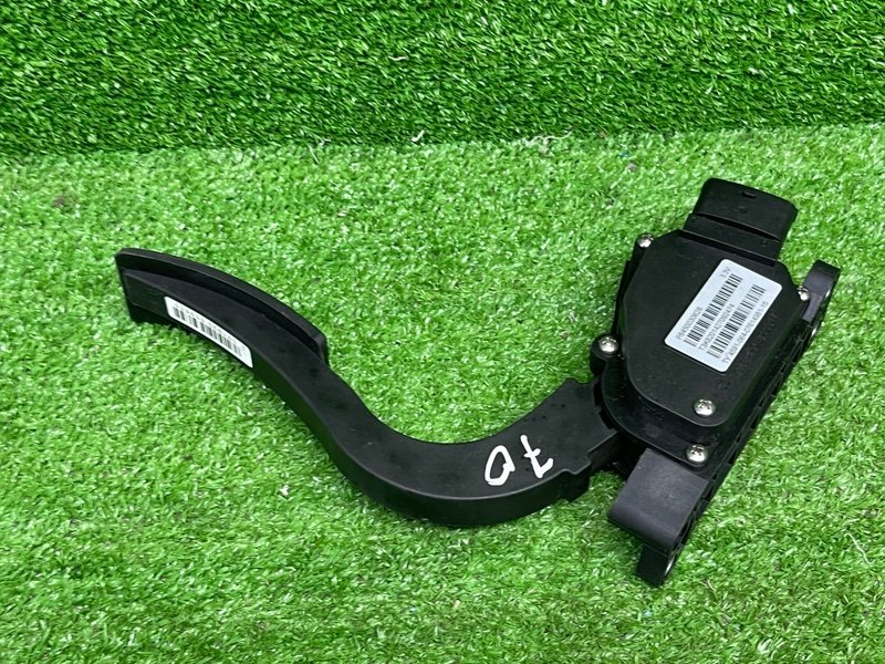 Педаль газа, 1100 рублей, Москва