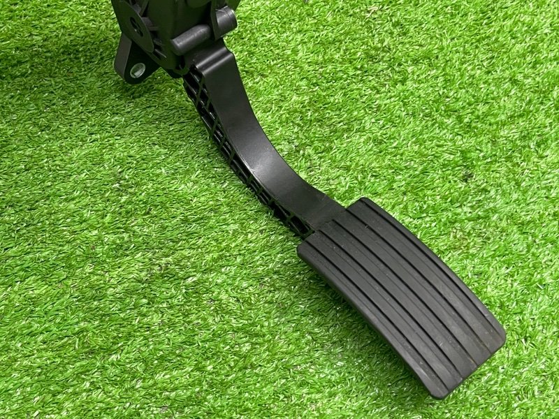 Педаль газа, 1100 рублей, Москва