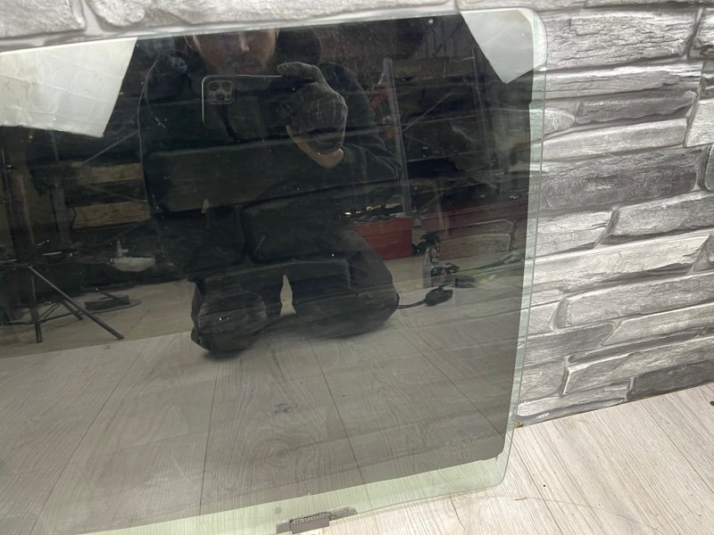 Стекло двери задней правой, 3500 рублей, Москва