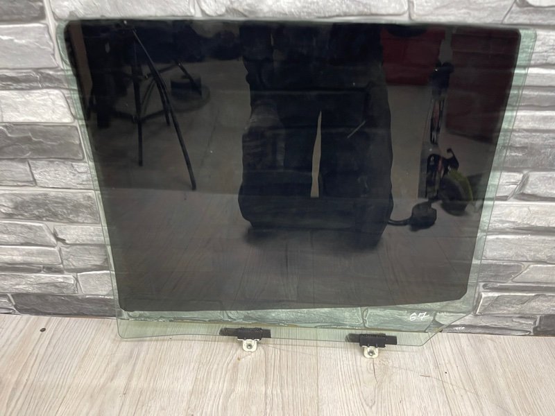 Стекло двери задней правой, 3500 рублей, Москва