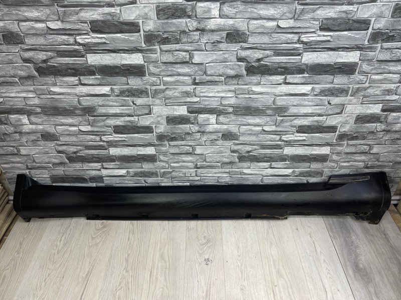 Накладка порога, 2000 рублей, Москва