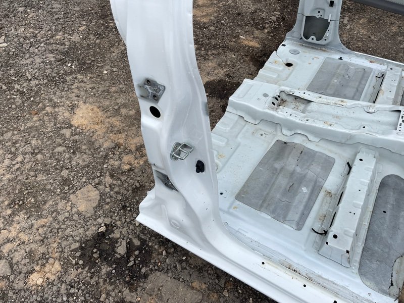 Центральная стойка кузова, 20000 рублей, Москва