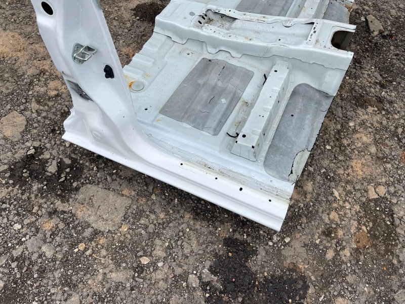 Центральная стойка кузова, 20000 рублей, Москва