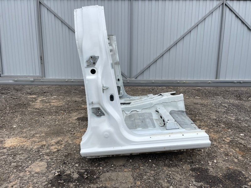 Центральная стойка кузова, 20000 рублей, Москва