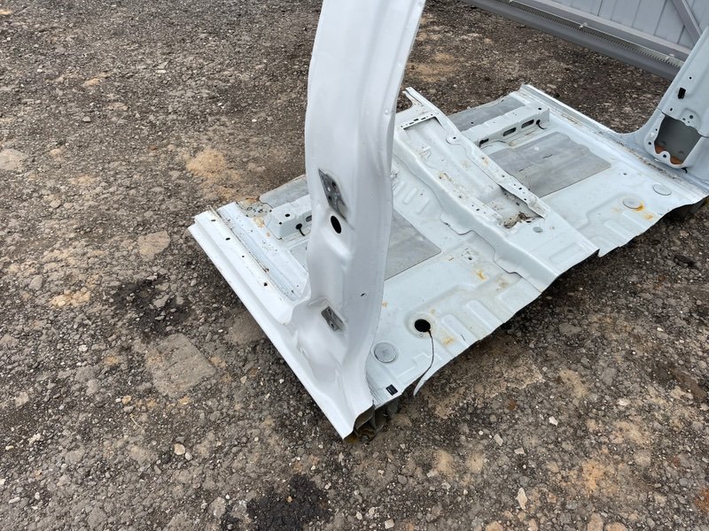 Центральная стойка кузова, 20000 рублей, Москва