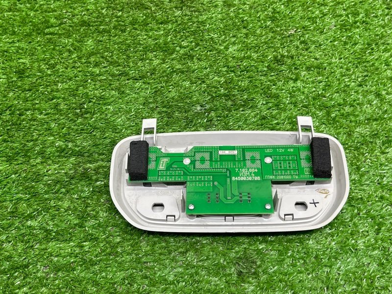 Плафон салонный, 1000 рублей, Москва