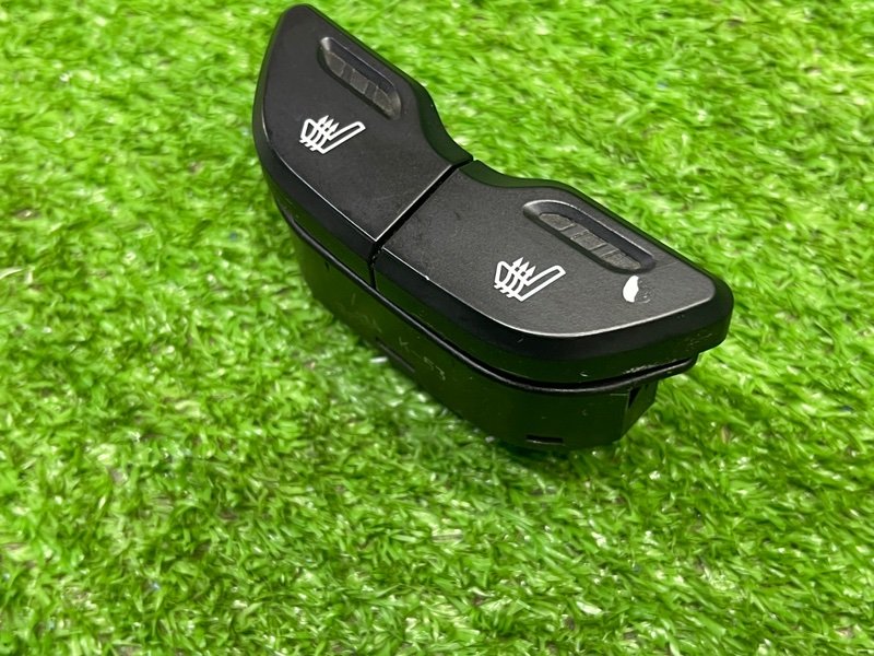 Кнопка обогрева сидений, 1000 рублей, Москва