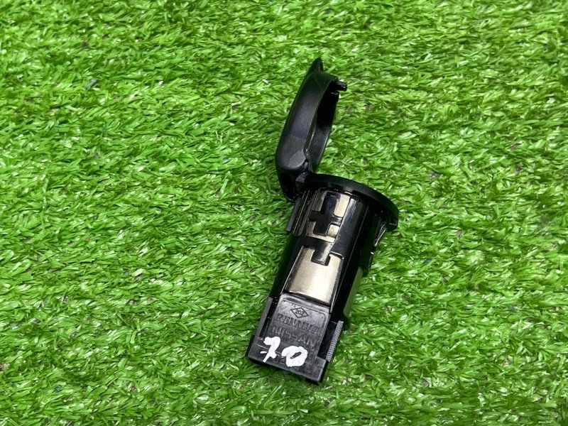 Зарядное гнездо, 550 рублей, Москва