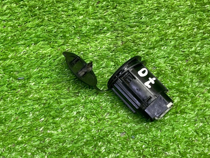 Разъем (USB/AUX), 2000 рублей, Москва