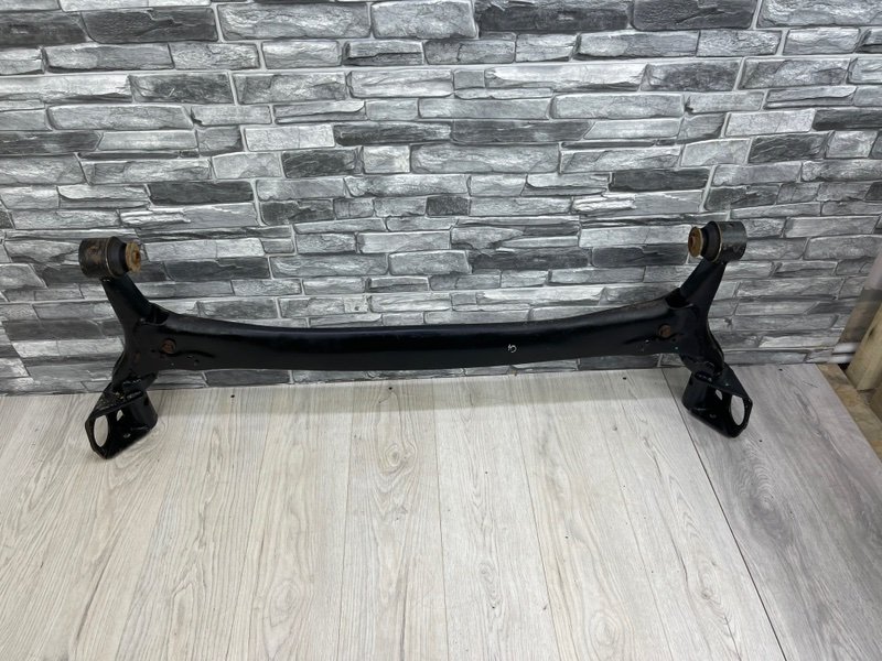 Балка задняя, 4000 рублей, Москва