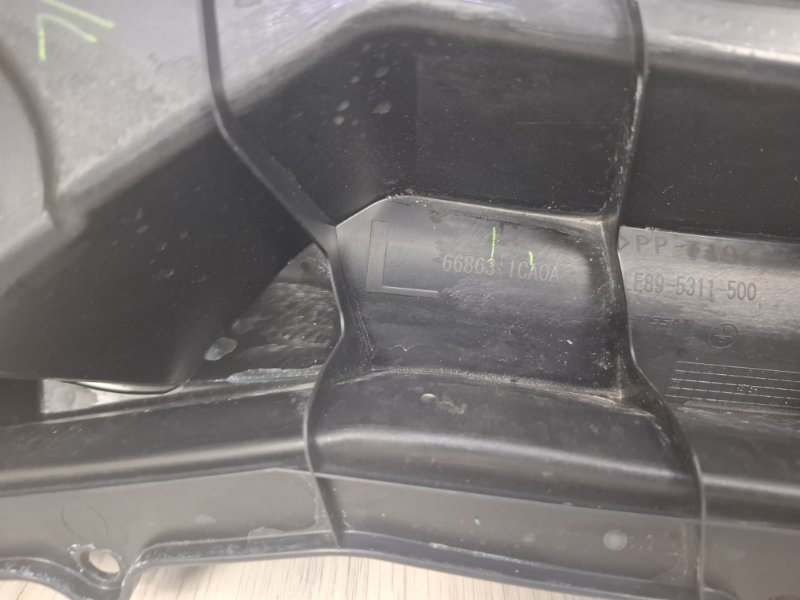 Планка под лобовое стекло, 1500 рублей, Москва