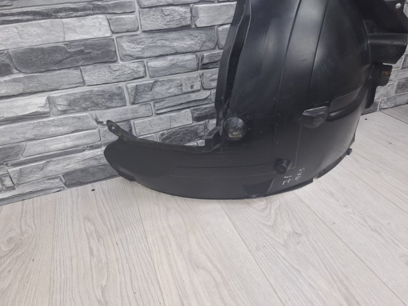 Подкрылок, 1500 рублей, Москва