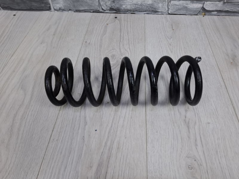 Пружина задняя, 1500 рублей, Москва